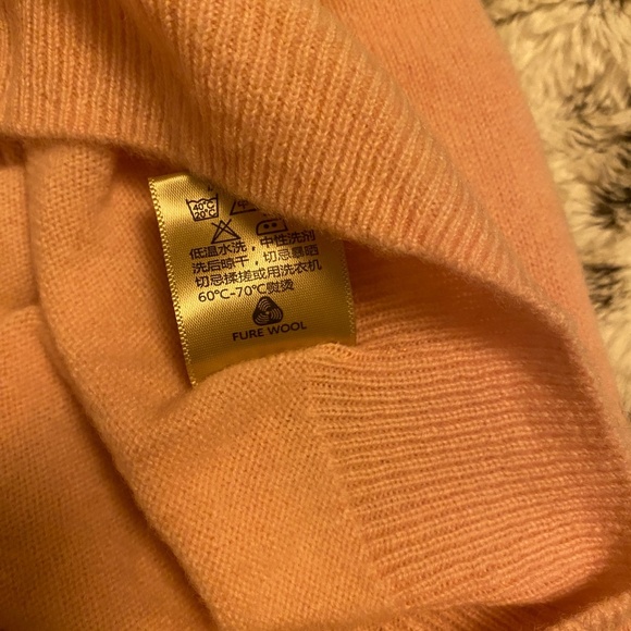 Pink Mock Neck Wool Sweater - Amazon Size XL - Picture 3 of 3